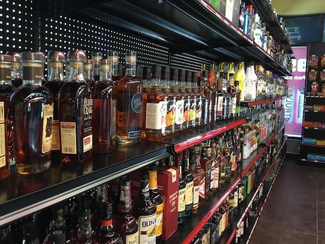 Neighborhood Liquor Mart
